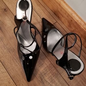 CHARLES DAVID DESIGNER PATENT LEATHER HEELS